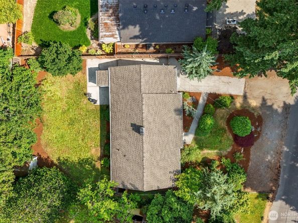 13523 23rd Place NE, Seattle WA 98125