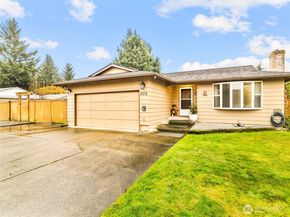 302 1st Avenue E, Pacific WA 98047