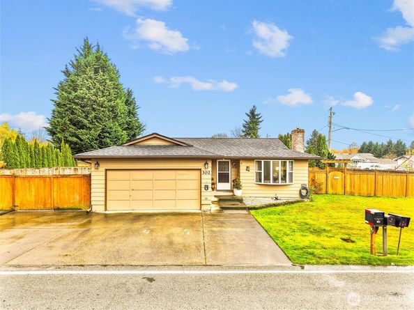 302 1st Avenue E, Pacific WA 98047
