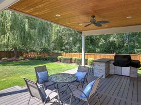 5120 NE 9th Place, Renton WA 98059