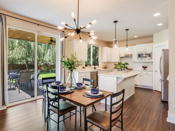 5120 NE 9th Place, Renton WA 98059