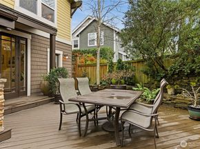 1607 Lyons Avenue NE, Renton WA 98059