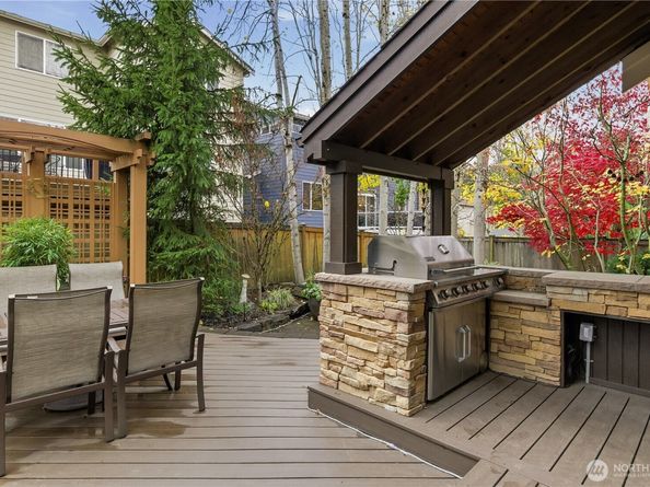 1607 Lyons Avenue NE, Renton WA 98059