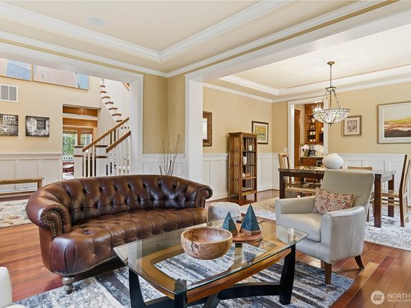 1607 Lyons Avenue NE, Renton WA 98059