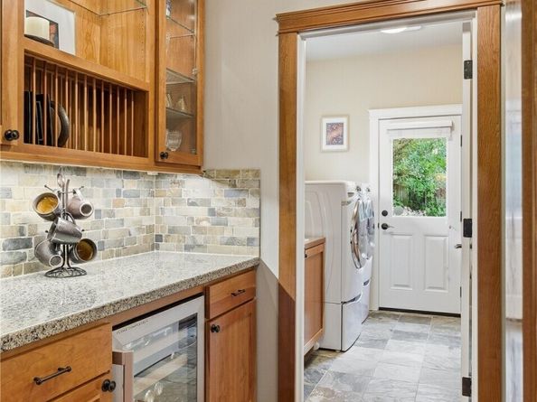 1607 Lyons Avenue NE, Renton WA 98059