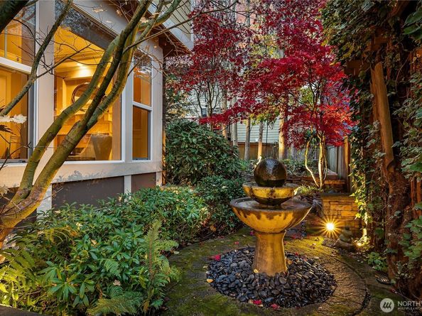 1607 Lyons Avenue NE, Renton WA 98059