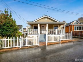 3112 Tulalip Avenue 1&2, Everett WA 98201