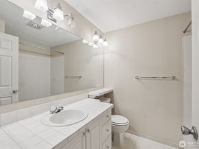 12505 4th Avenue W 2040, Everett WA 98204