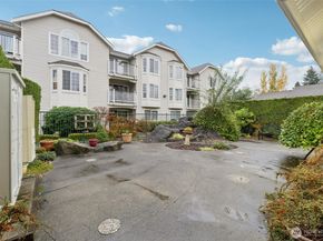 12505 4th Avenue W 2040, Everett WA 98204