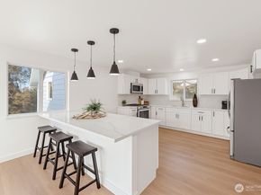 8305 Duncan Avenue S, Seattle WA 98118