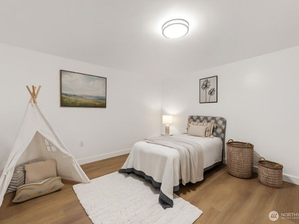 8305 Duncan Avenue S, Seattle WA 98118