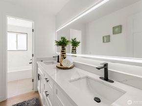 8305 Duncan Avenue S, Seattle WA 98118