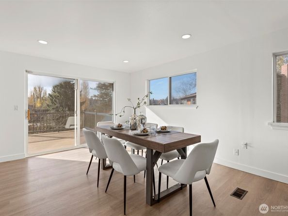 8305 Duncan Avenue S, Seattle WA 98118