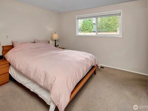 15035 NE 16th Street, Bellevue WA 98007