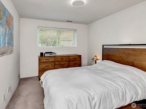 15035 NE 16th Street, Bellevue WA 98007