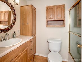 15035 NE 16th Street, Bellevue WA 98007