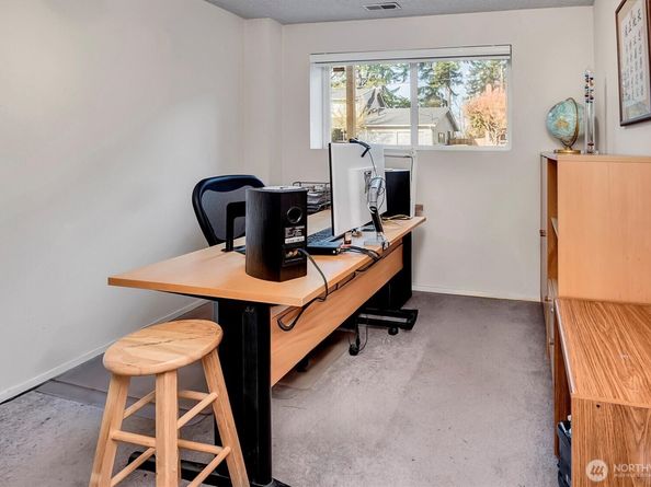 15035 NE 16th Street, Bellevue WA 98007