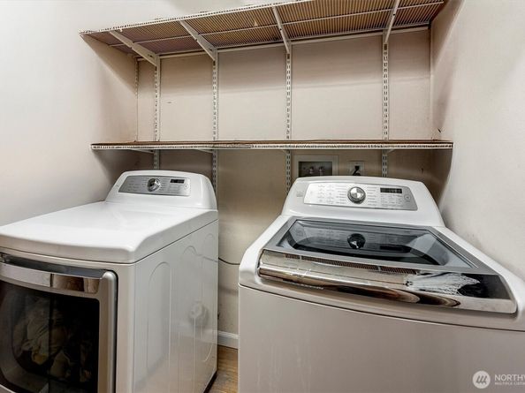 15035 NE 16th Street, Bellevue WA 98007