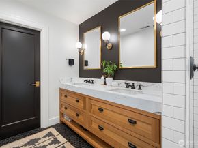 312 Prospect Street, Seattle WA 98109