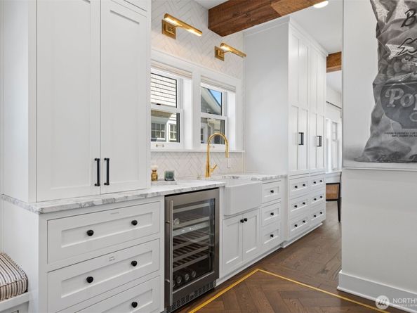 312 Prospect Street, Seattle WA 98109