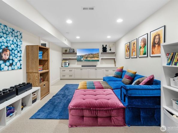 312 Prospect Street, Seattle WA 98109