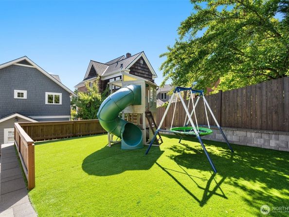 312 Prospect Street, Seattle WA 98109