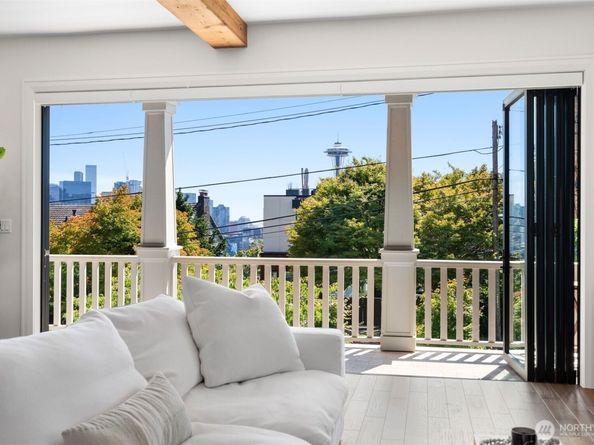 312 Prospect Street, Seattle WA 98109