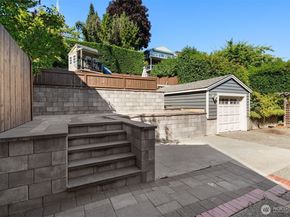 312 Prospect Street, Seattle WA 98109