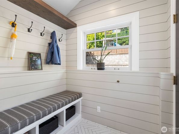 312 Prospect Street, Seattle WA 98109