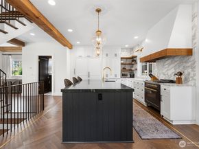 312 Prospect Street, Seattle WA 98109