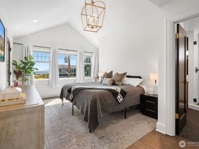 312 Prospect Street, Seattle WA 98109