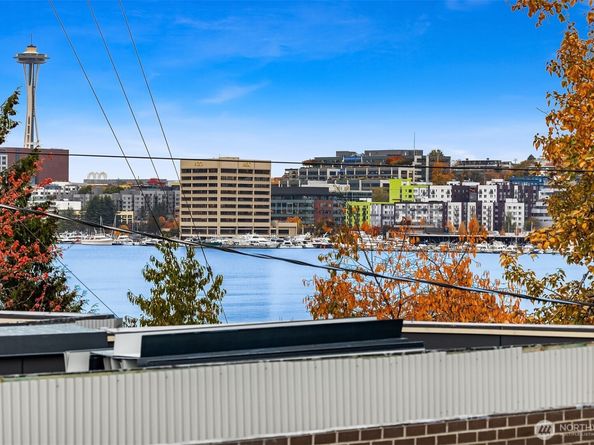 2018 Fairview Avenue E B, Seattle WA 98102