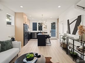 3415 48th Avenue SW, Seattle WA 98116