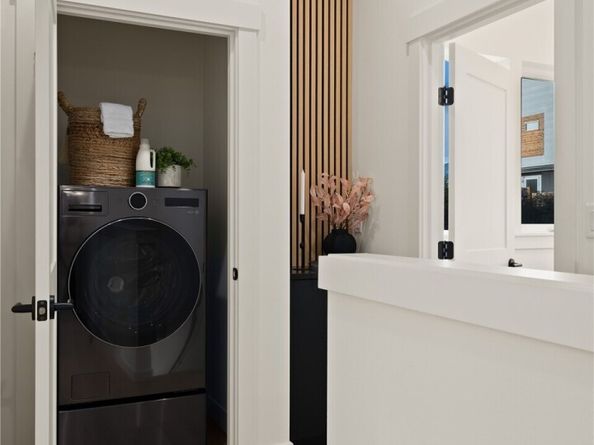 3415 48th Avenue SW, Seattle WA 98116