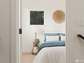 3415 48th Avenue SW, Seattle WA 98116