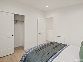 3415 48th Avenue SW, Seattle WA 98116