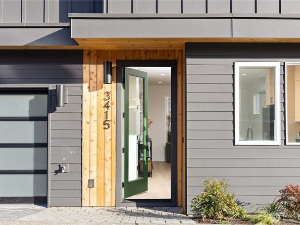 3415 48th Avenue SW, Seattle WA 98116