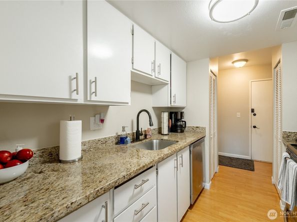 323 75th Street SE A14, Everett WA 98203