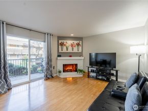 323 75th Street SE A14, Everett WA 98203