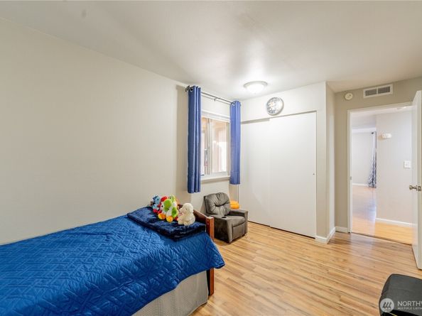 323 75th Street SE A14, Everett WA 98203