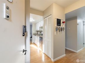 323 75th Street SE A14, Everett WA 98203