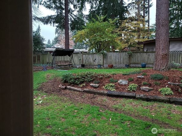 15375 SE 22nd Place, Bellevue WA 98007