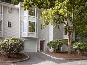 10215 NE 129th Lane, Kirkland WA 98034