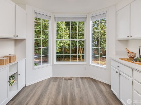 10215 NE 129th Lane, Kirkland WA 98034