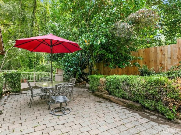 18901 61 Avenue NE, Kenmore WA 98028