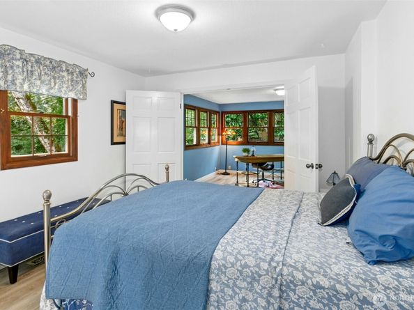 18901 61 Avenue NE, Kenmore WA 98028