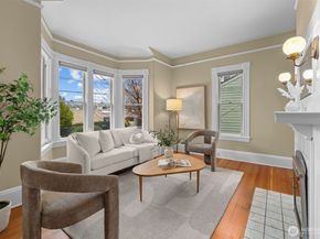 2016 14th Avenue W, Seattle WA 98119