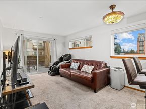 12334 31st Avenue NE 209, Seattle WA 98125