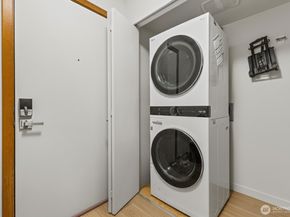 12334 31st Avenue NE 209, Seattle WA 98125