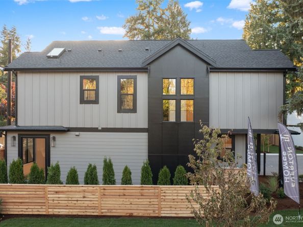 8005 131st Place NE, Kirkland WA 98033